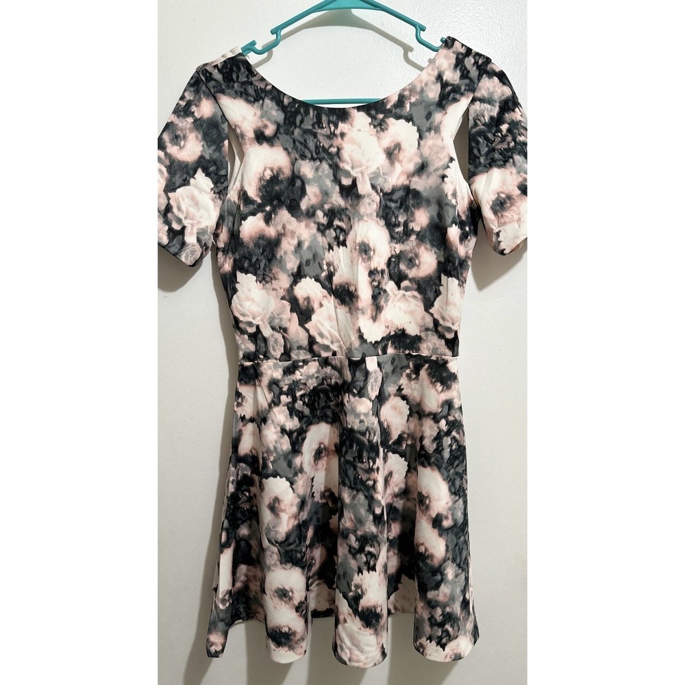 Pink Black Floral Irina Cut Out Mini Dress Flowers Ruffle Short Sleeve Zip Up